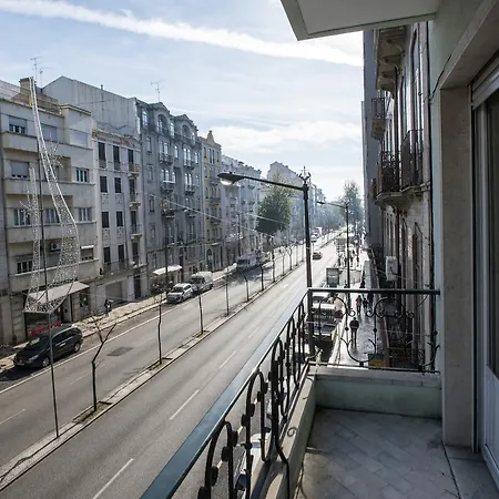 Almirante 2 Four Bedrooms Lisbon Exterior photo